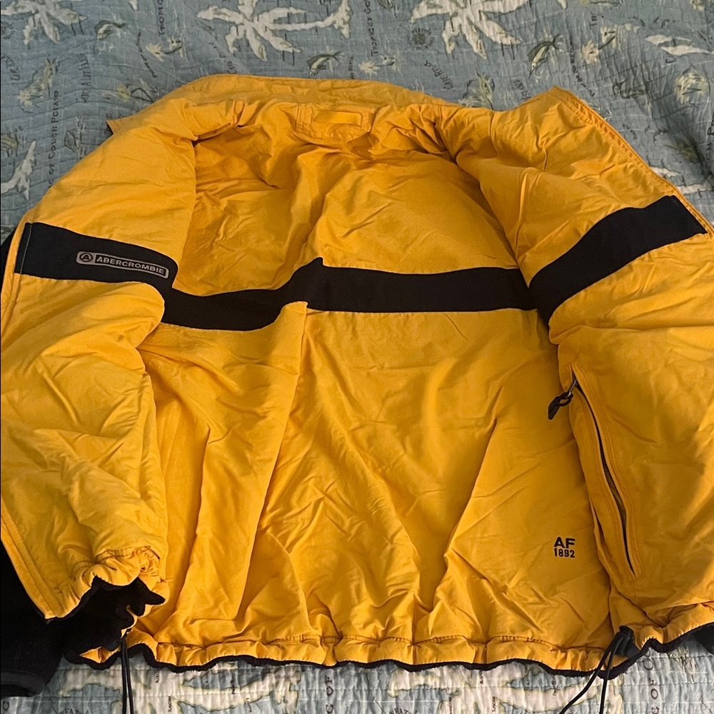 2000’s Reversible A&F Jacket/Fleece - Picture 7 of 9
